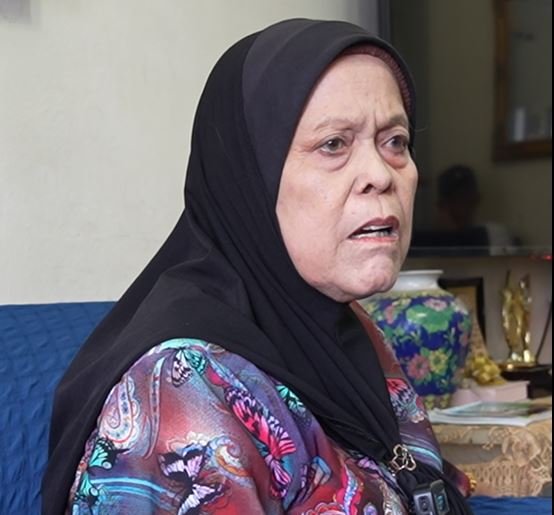 Mak Jah bersama Betarine